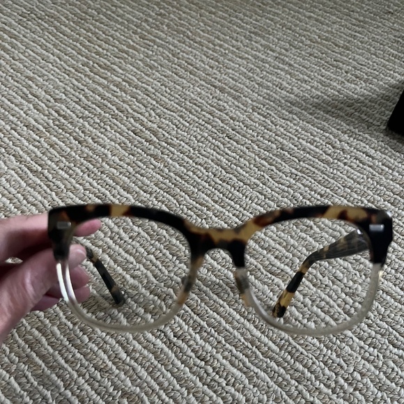 Gucci eye glasses - Picture 2 of 5